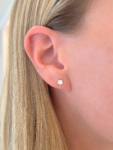 kid-enamel-white-star-stud-earring-14k-908183