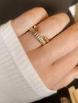 skinny-fluted-ring-14k-758201